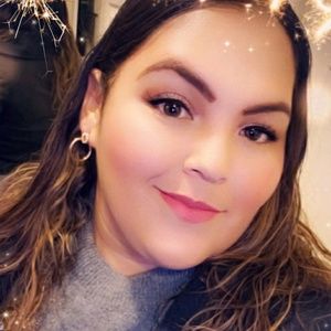 Meet your Posher, Yocelin